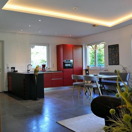 Ruhige Ferienwohnung Mit Garten Und Garage In Privatvilla مارلينغو المظهر الخارجي الصورة
