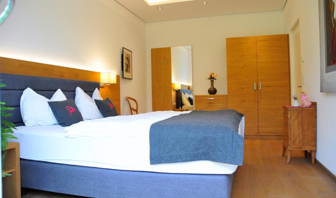 Ruhige Ferienwohnung Mit Garten Und Garage In Privatvilla مارلينغو المظهر الخارجي الصورة