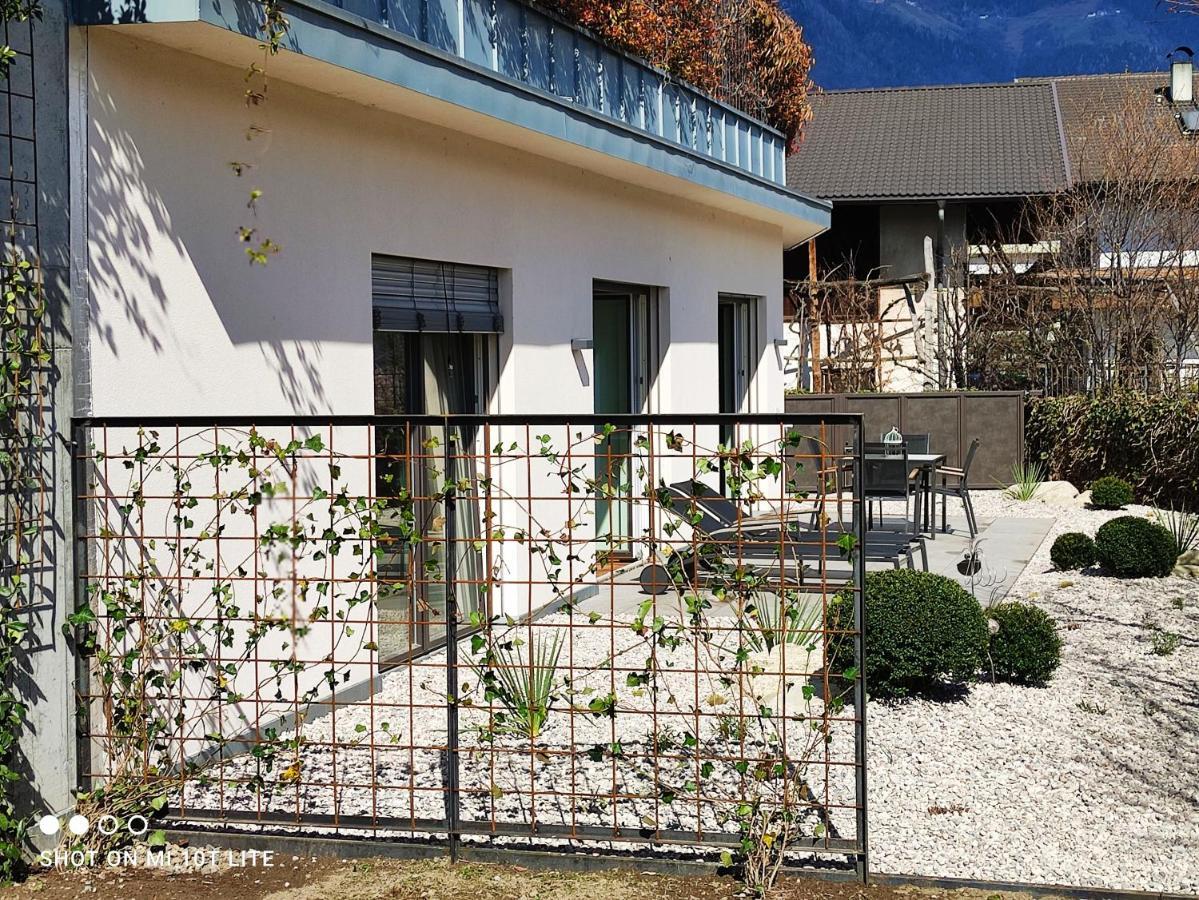 Ruhige Ferienwohnung Mit Garten Und Garage In Privatvilla مارلينغو المظهر الخارجي الصورة