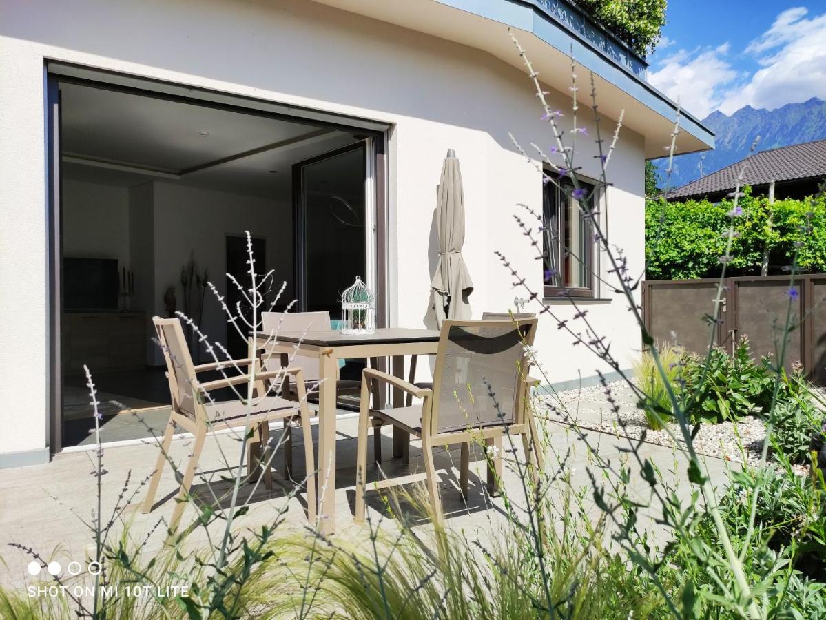 Ruhige Ferienwohnung Mit Garten Und Garage In Privatvilla مارلينغو المظهر الخارجي الصورة